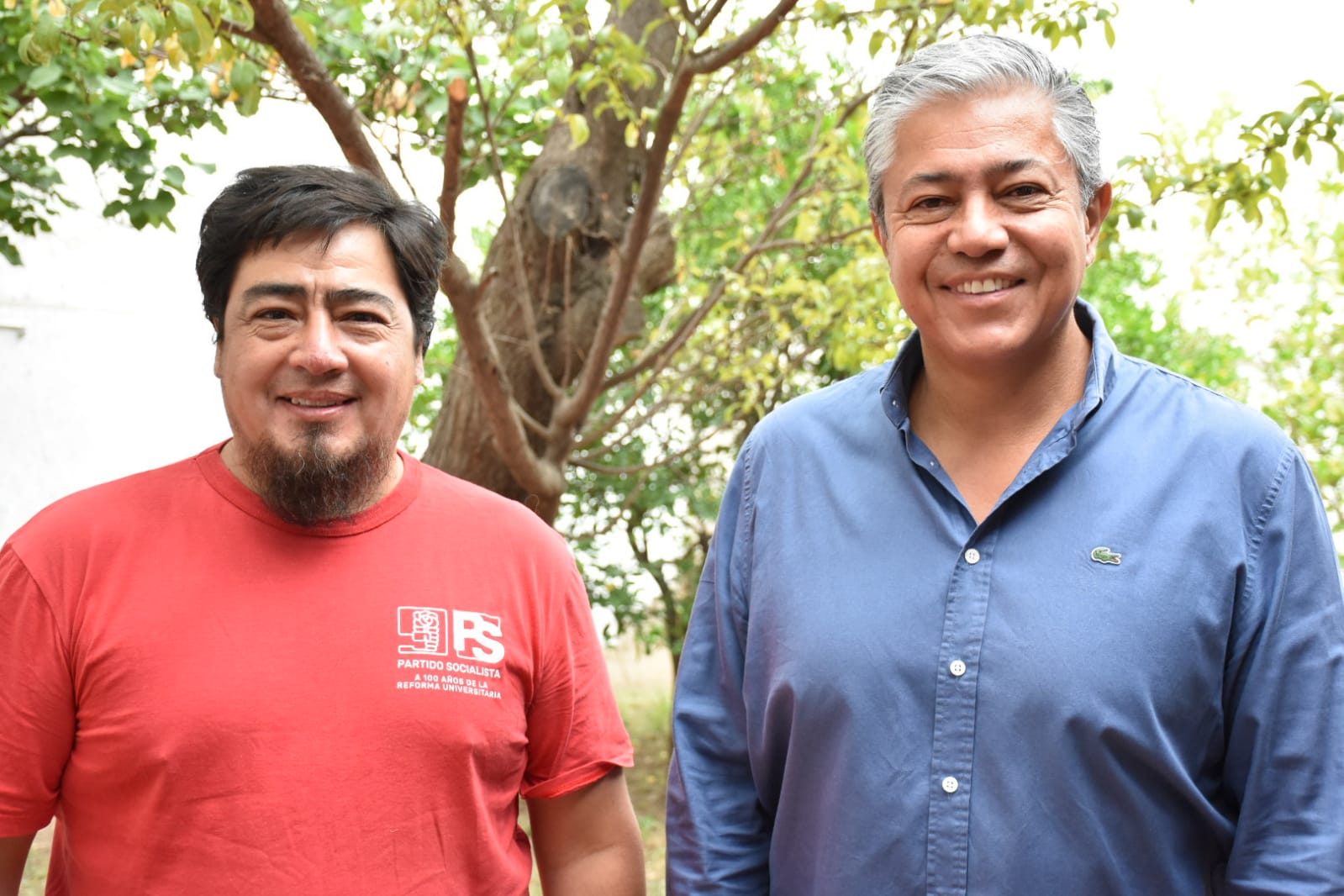 Rolando Figueroa junto al dirigente Socialista neuquino Sergio Daniel Silva.