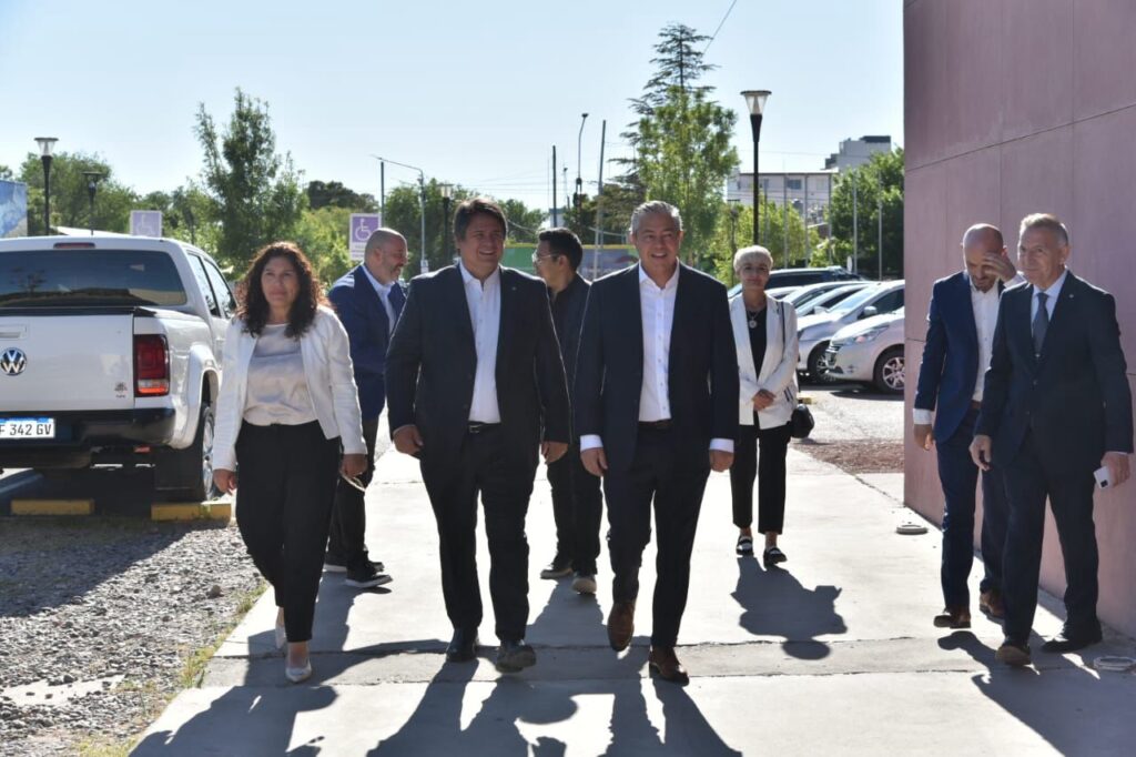 En la presentación del proyecto participaron el intendente Mariano Gaido, el gobernador Rolando Figueroa y el titular de CALF, Patricio Severini.