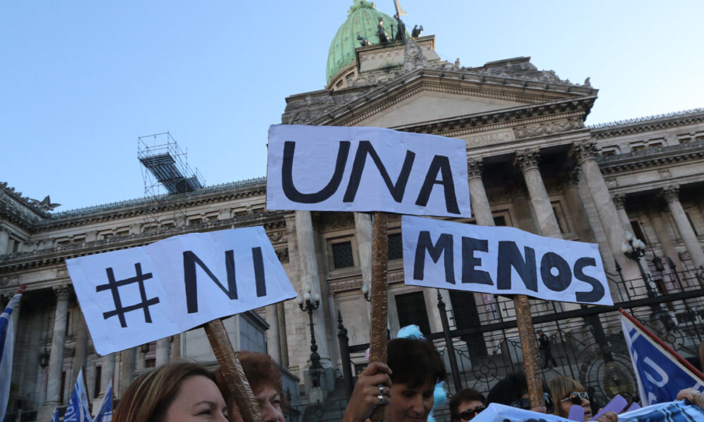 Feminismos 8M 9M Marcha Movilización