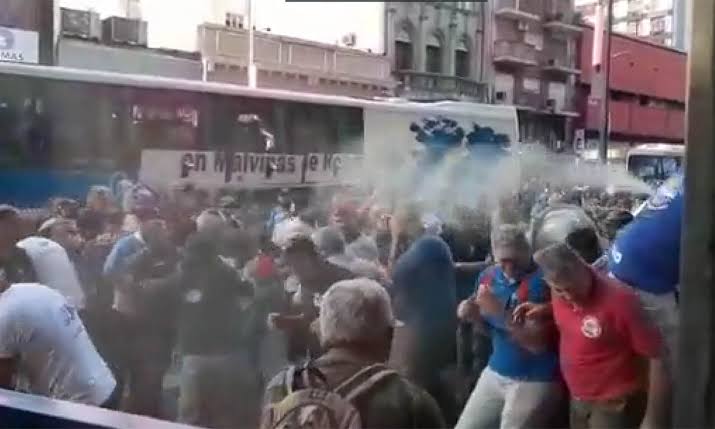represión