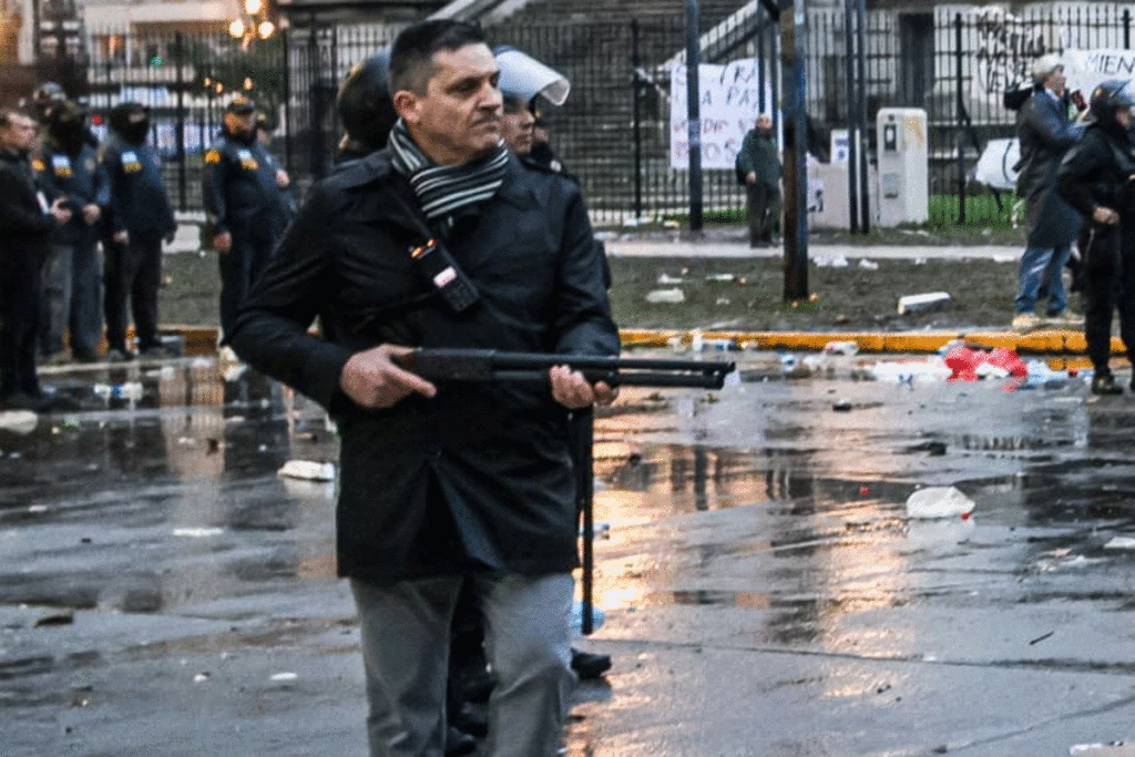 Gustavo Gauna Policía Represión Grabois