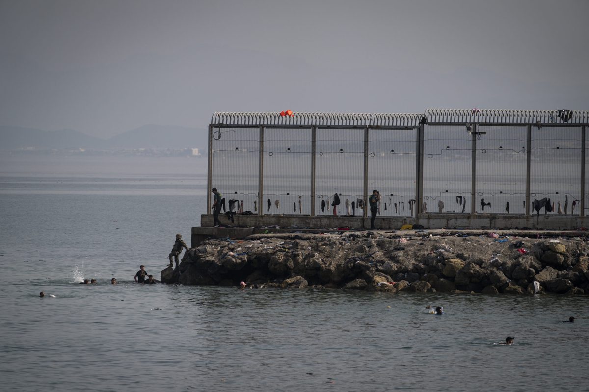 Ceuta en la zona gris: crisis migratoria y soberanía española