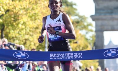 Tigist Assefa bate récord mundial en maratón de Berlín