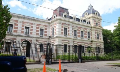 Provincia Buenos Aires anuncia cronograma de pagos a estatales y cambios en feriados