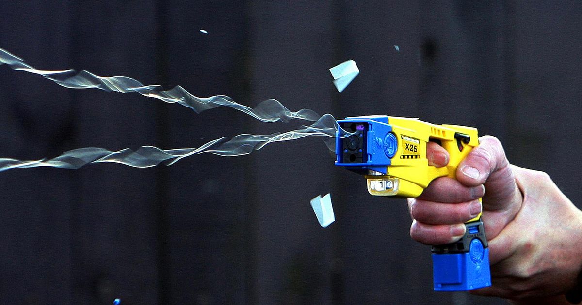 Provincia de Buenos Aires busca incorporar pistolas taser en policía bonaerense