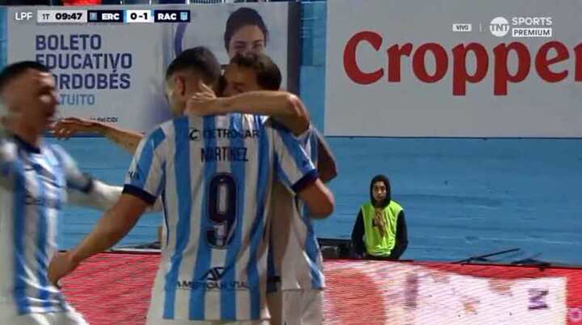 Racing venció a Estudiantes de Río Cuarto en el Clausura